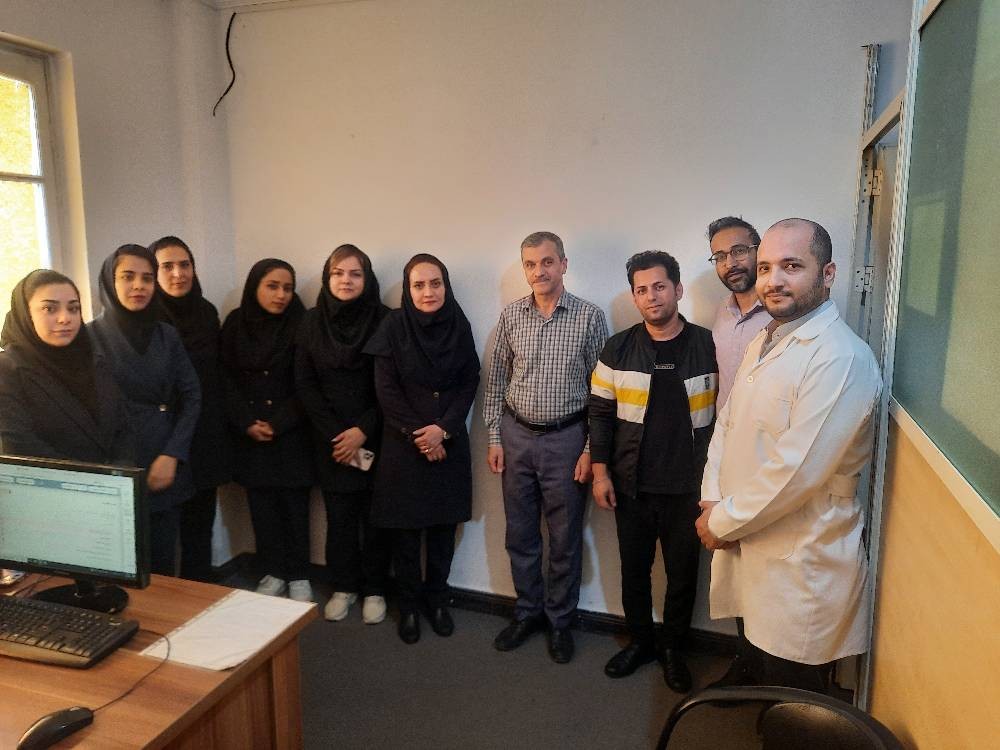 پایش و بازرسی معاونتی از زنجیره سرما و فرآیند واکسیناسیون در مرکز بهداشت خدمات جامع سلامت فاضل و ژاندارمری مرکز بهداشت شمال غرب 2 دانشگاه علوم پزشکی ایران 